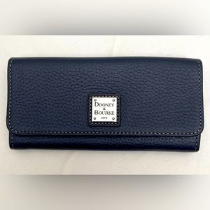 Dooney & Bourke Pebble Leather Accordion Wallet in Midnight Blue NWT